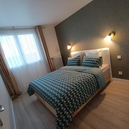 Chelles Centre Ville 2 Chambres Pres Des Bords De Marne 10 Minutes A Pieds De La Gare De Chelles-Gournay 5 Minutes De La Gare De Vaires-Sur-Marne 20 Minutes De Disneyland Jusqu'A 5 Couchages Possibles Bagian luar foto