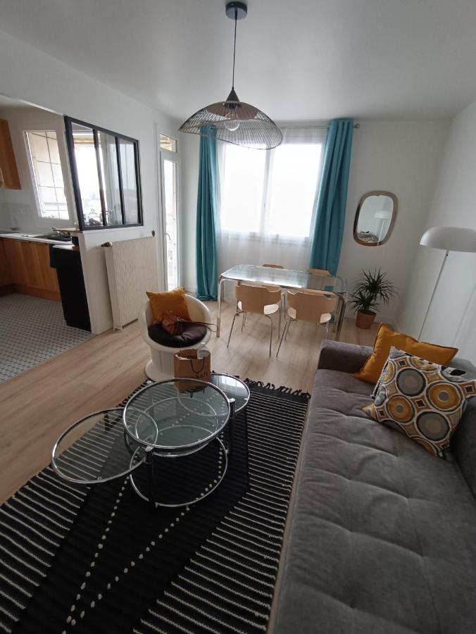 Chelles Centre Ville 2 Chambres Pres Des Bords De Marne 10 Minutes A Pieds De La Gare De Chelles-Gournay 5 Minutes De La Gare De Vaires-Sur-Marne 20 Minutes De Disneyland Jusqu'A 5 Couchages Possibles Bagian luar foto