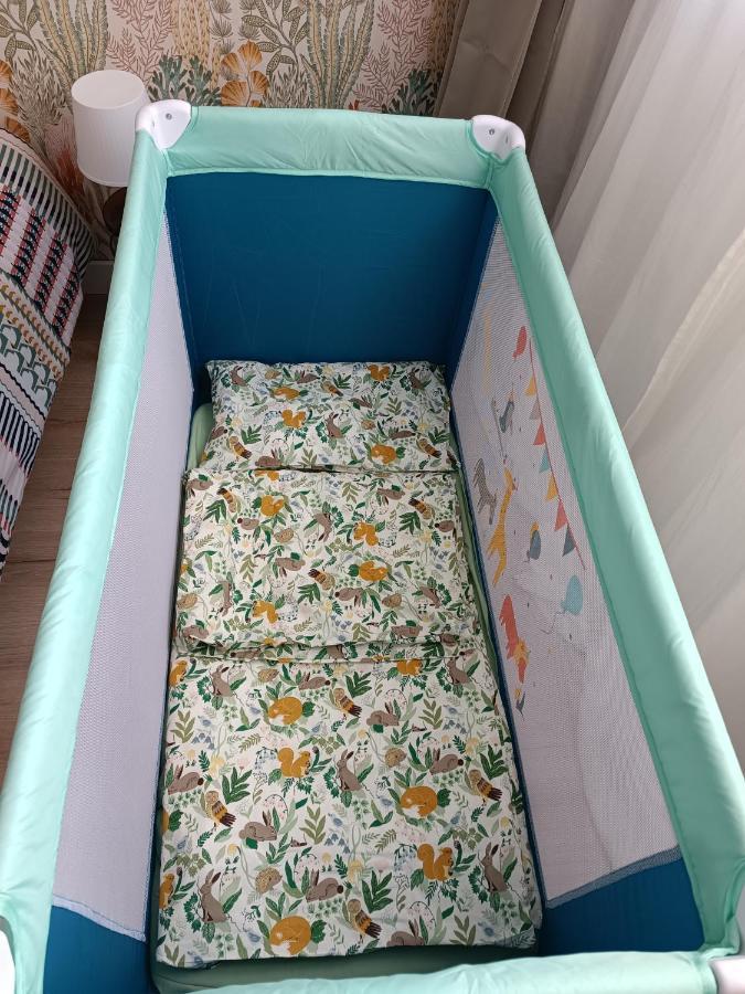 Chelles Centre Ville 2 Chambres Pres Des Bords De Marne 10 Minutes A Pieds De La Gare De Chelles-Gournay 5 Minutes De La Gare De Vaires-Sur-Marne 20 Minutes De Disneyland Jusqu'A 5 Couchages Possibles Bagian luar foto